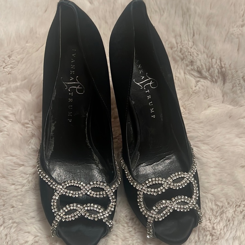 Pretty rhinestone Ivanka trump shoes!